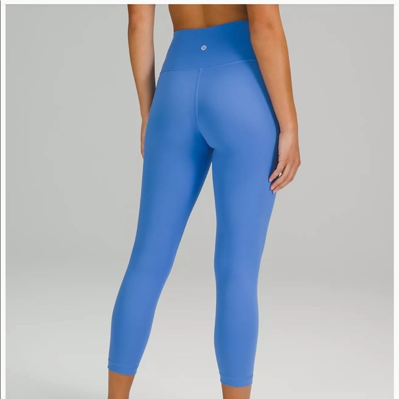 Lululemon Crop - Picture 12 of 12
